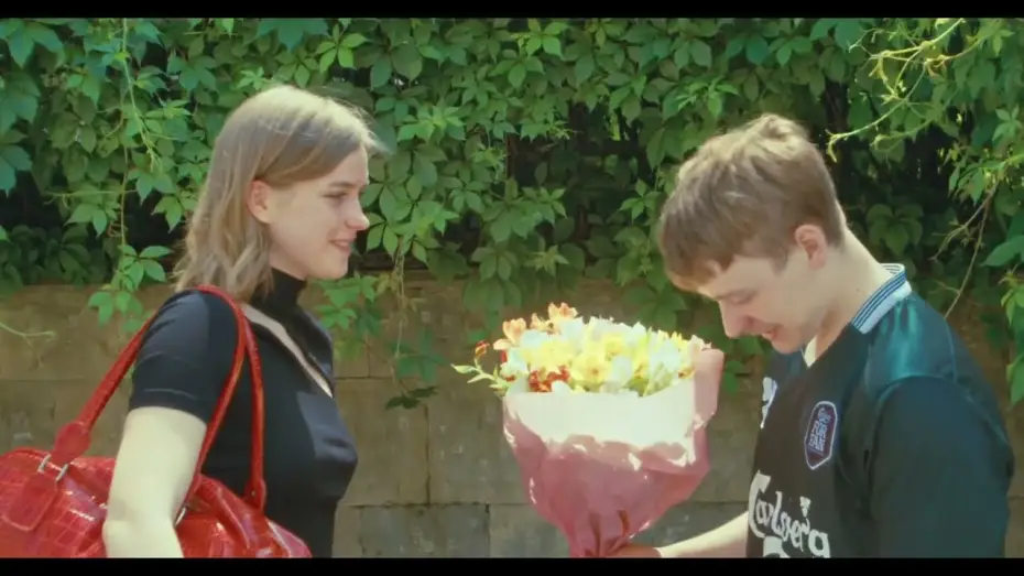 Wideo do filmu Життя в Україні бі лайк — Життя в Україні бі лайк [трейлер] / Life in Ukraine be like trailer (ENG SUB)