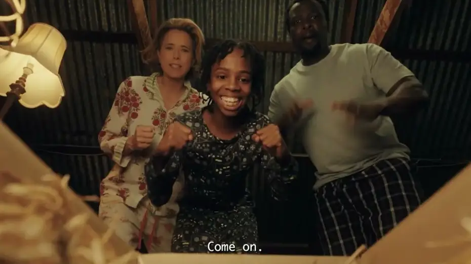 Wideo do filmu Bird Boy — Tea Leoni Introduces a Scene From Her Movie BIRD BOY
