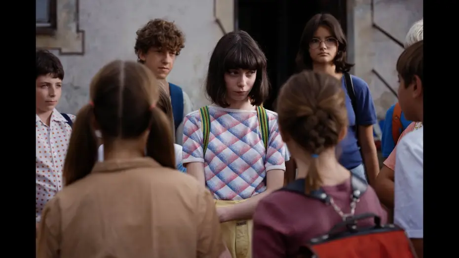 Wideo do filmu Ida, ki je pela tako grdo, da so še mrtvi vstali od mrtvih in zapeli z njo — Ida Who Sang So Badly Even the Dead Rose Up and Joined Her in Song | Trailer