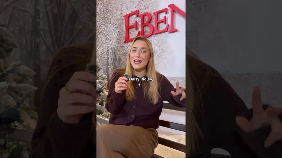 Wideo do filmu Ebenezer Scrooge. Opowieść wigilijna — Vox Pop