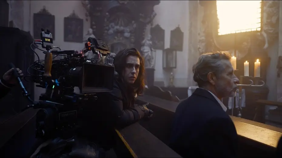 Wideo do filmu Manipulation — David Balda, director of Manipulation (2026), talks about how manipulation affect our lives