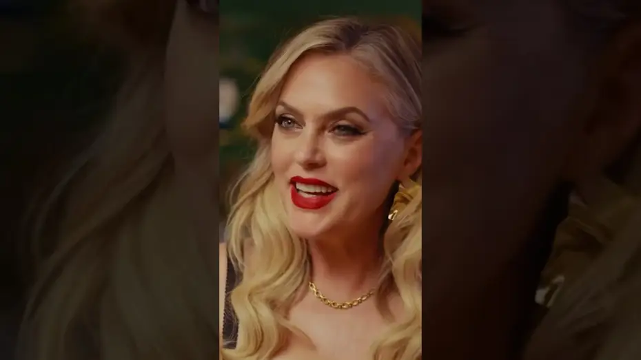 Wideo do filmu Meeting Marsha — Marsha has questions