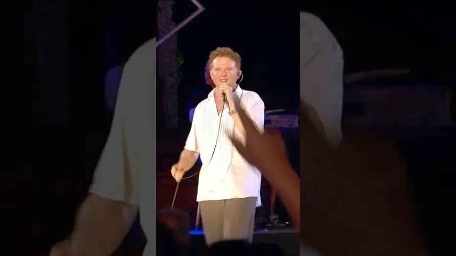 Wideo do filmu Simply Red - Home: Live in Sicily — Money’s Too Tight (To Mention) - Live in Sicily 💰 #SimplyRed #Live