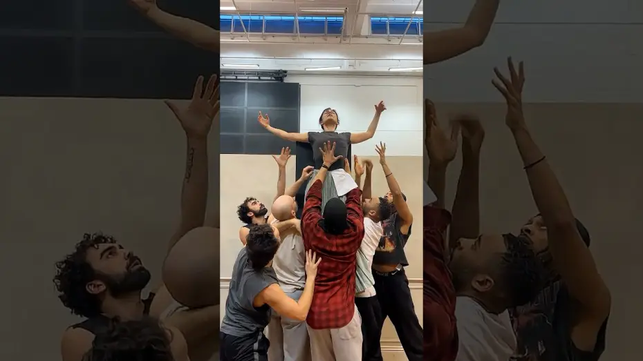 Wideo do filmu National Theatre Live: Les Liaisons Dangereuses — How it started vs how it's going 🔥 #LesLiaisonsDangereuses #NationalTheatre #LondonTheatre #Dance