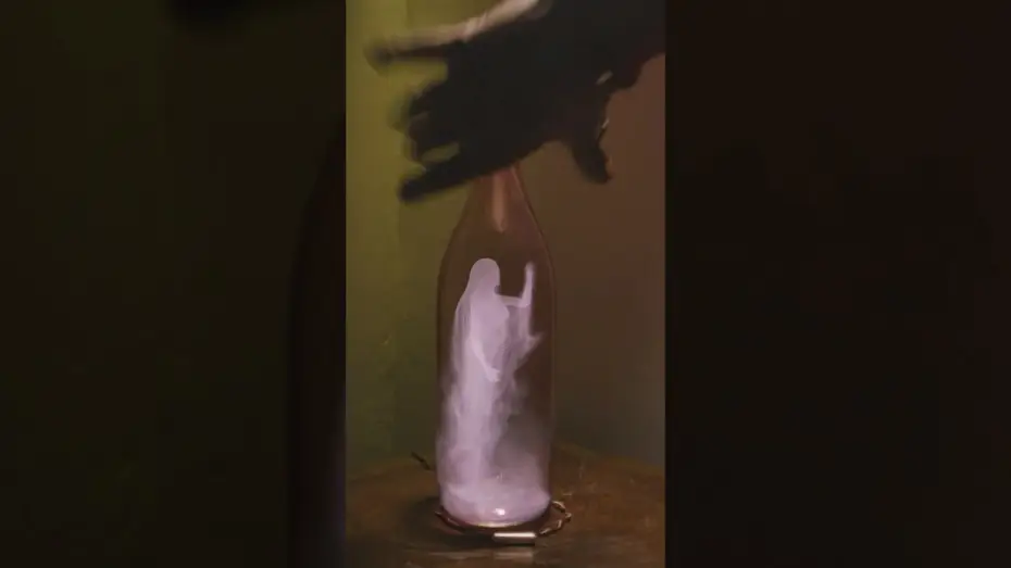 Wideo do filmu A Beautiful Breakup — 6 December 2025
