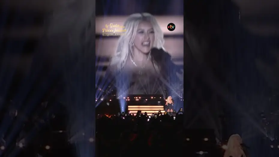 Wideo do filmu Le Gala des Pièces Jaunes 2026 : Le concert événement — Christina Aguilera nous fait frissonner avec sa magnifique interprétation de “Beautiful” ! ❤️‍🩹