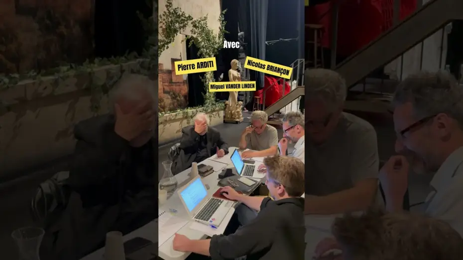 Wideo do filmu Je me souviendrai... de presque tout — JE ME SOUVIENDRAI... de presque tout - Premières répétitions