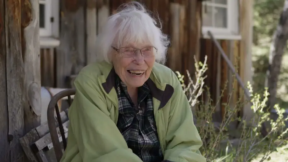 Wideo do filmu Catching Pinecones — Jan Conn sings Little Foothold