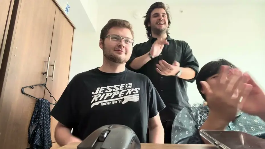Wideo do filmu Trick O' Freak — Trick O' Freak (Writers Reaction)