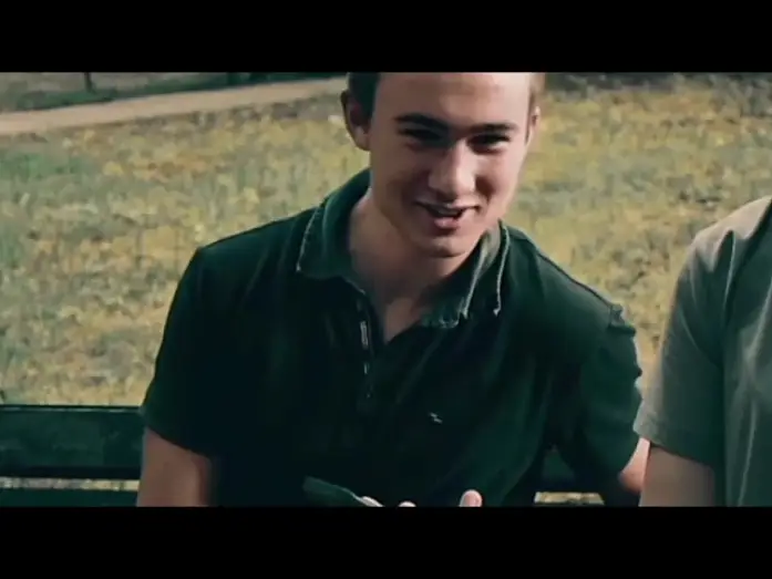 Wideo do filmu Love, Again — φυⲗьⲙ "ⲃⲗюⳝυⲧьⲥя ⲃⲏⲟⲃь"