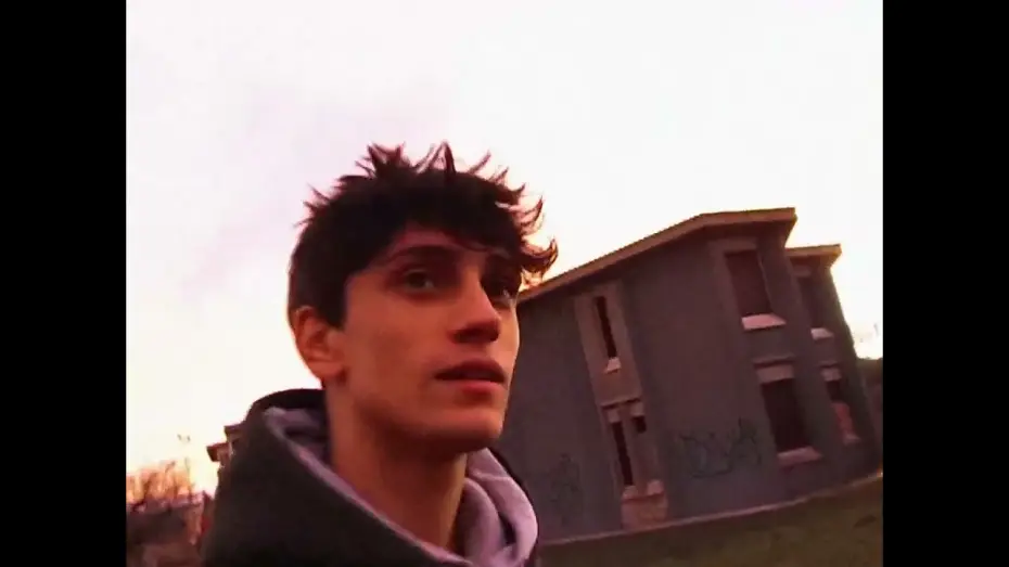 Wideo do filmu RAW DOGS — Raw Dogs - Official Trailer