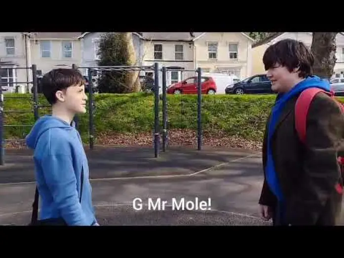 Wideo do filmu A Mole Of A Time — A mole of a time: A molg.bros film.