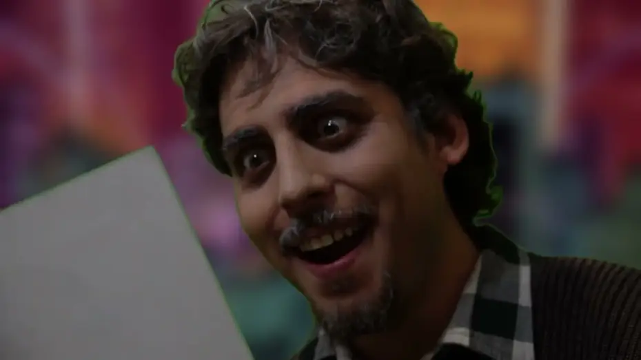 Wideo do filmu Amigos Sonrientes Una Persona Viciosa — Amigos Sonrientes - Trash Cut Film Festival X edición