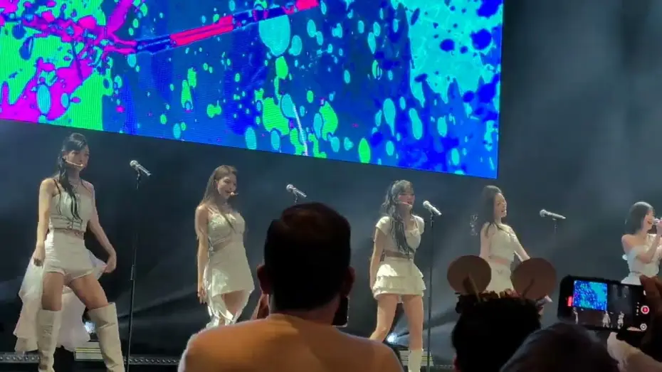 Wideo do filmu fromis_9 World Tour [NOW TOMORROW.] in Chicago — Fromis_9 (프로미스나인) Full Concert [4K] Now Tomorrow, Chicago IL 2025.08.30
