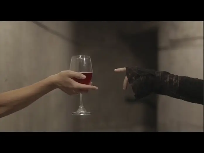 Wideo do filmu Every Now and Then, I Fall Apart — every now and then, i fall apart