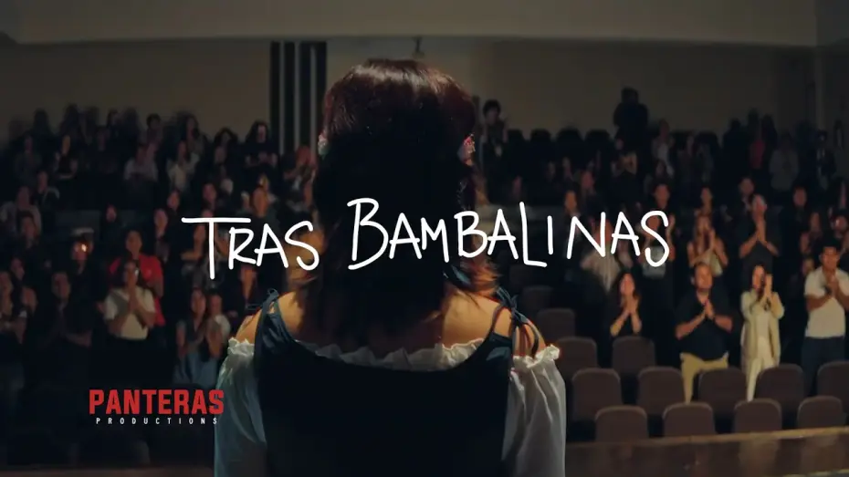 Wideo do filmu Tras bambalinas — TRAS BAMBALINAS | CORTOMETRAJE falso documental teatral