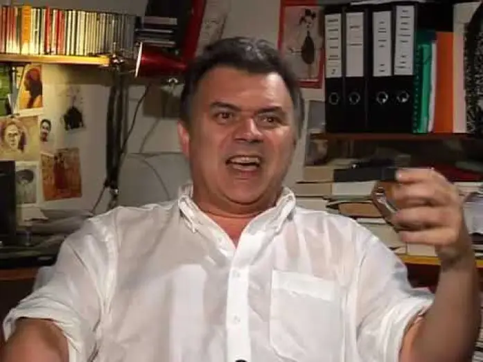 Wideo do filmu Messali Hadj - Une vie au service du peuple algérien — Messali Hadj - Une vie au service du peuple algérien