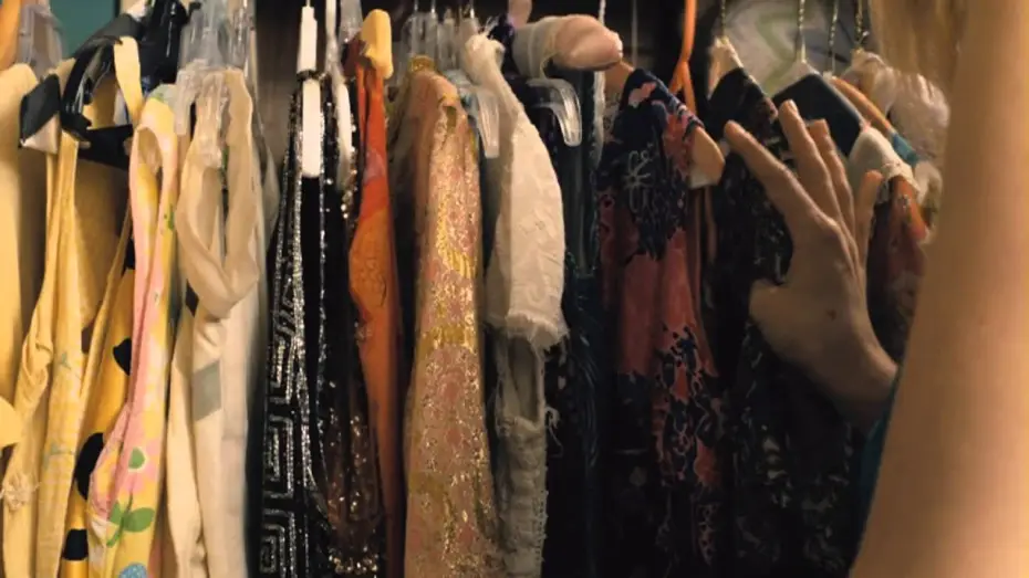 Wideo do filmu Ślicznotka — The Pretty One // Bande-annonce (VF)