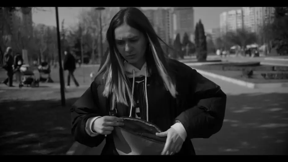 Wideo do filmu Mama — Mama (2026) - teaser (EN)
