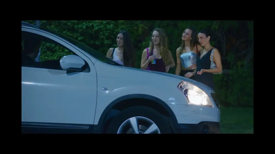 Wideo do filmu Aquí nos conocemos todos — Aquí nos conocemos todos - Cortometraje Tráiler oficial 2025