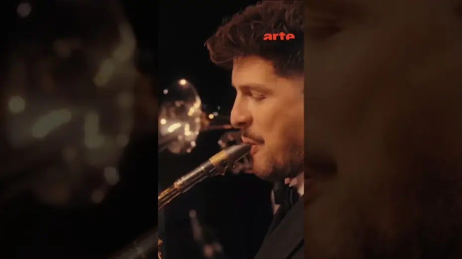 Wideo do filmu RAYE live at Montreux Jazz Festival — RAYE invites Alicia Keys on stage at the Montreux Jazz Festival ✨ – ARTE Concert
