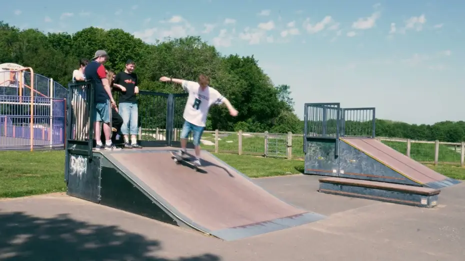 Wideo do filmu Board — ‘Board’ Trailer | A short film by Joe Holland
