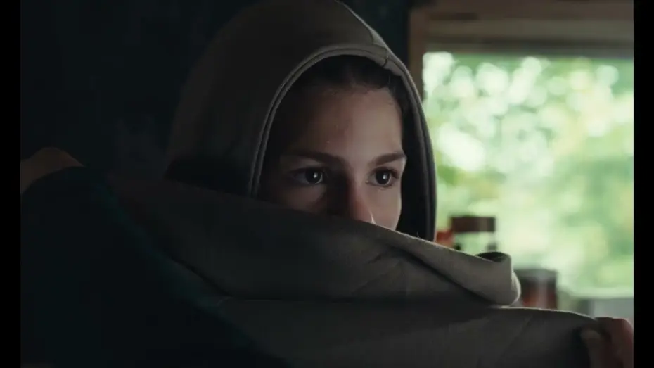 Wideo do filmu Tous les Parents doivent Mourir — Extrait du court métrage "Tous les parents doivent mourir"