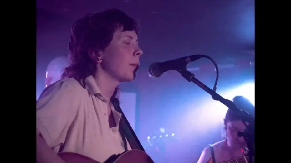 Wideo do filmu Hank Bee: A Live Hankering — Hank Bee - a live hankering