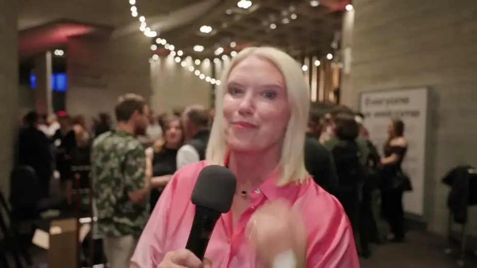 Wideo do filmu National Theatre at Home: War Horse — Audience Reactions | War Horse | National Theatre