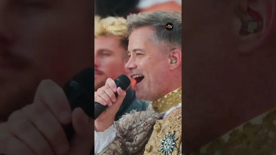 Wideo do filmu Versailles en fête — La troupe du Roi Soleil à domicile 🤭