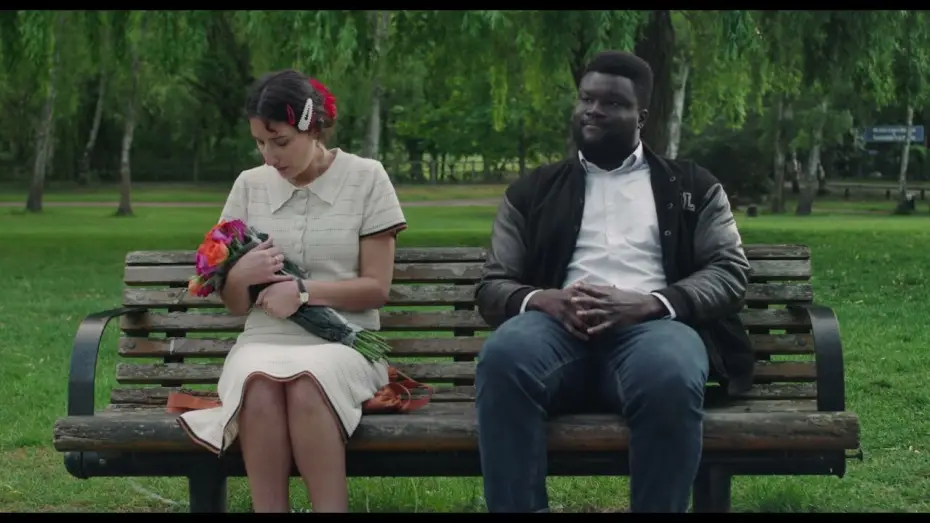 Wideo do filmu Duck, Actually — "Duck, Actually" - short film trailer