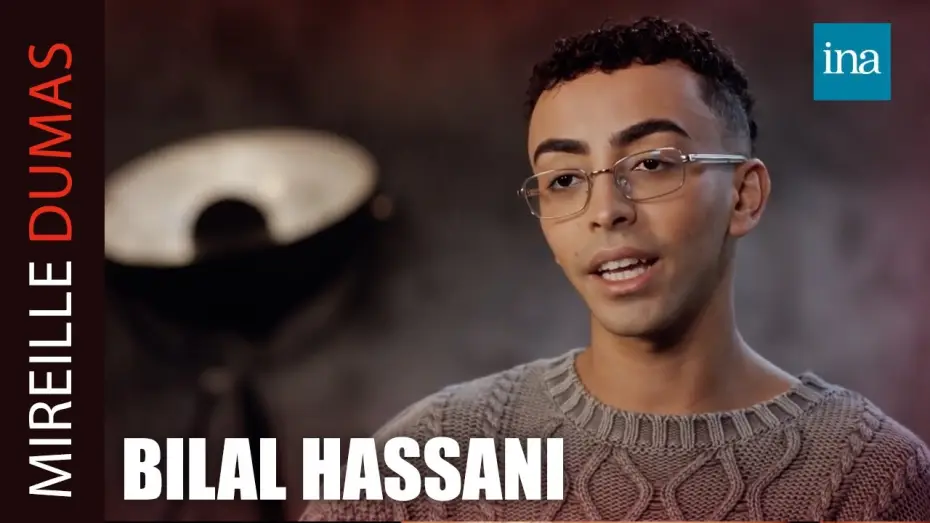Wideo do filmu Bilal Hassani, bats-toi comme une fille mon fils — Bilal Hassani "Le maquillage est une protection" | INA Mireille Dumas