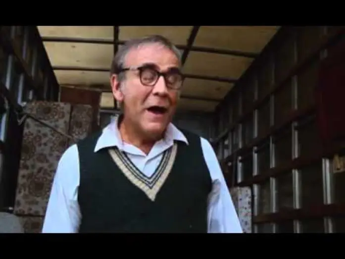 Wideo do filmu The Chain — The Chain - "Moving house is upsetting" pt1.m4v