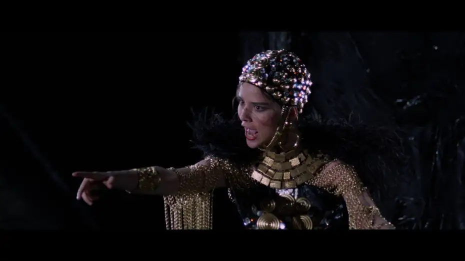 Wideo do filmu Opera — OPERA (1987) English Trailer