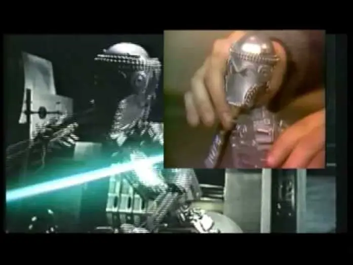 Wideo do filmu Starcrash — StarCrash - Interviews with Luigi Cozzi and Caroline Munro