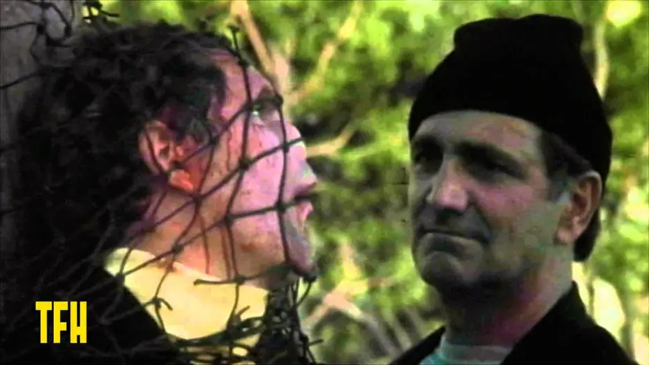 Wideo do filmu Martwy i pogrzebany — Guillermo del Toro on DEAD AND BURIED (en Español)
