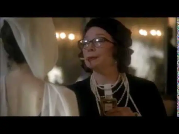 Wideo do filmu Coco Chanel — Shirley MacLaine | CHANEL