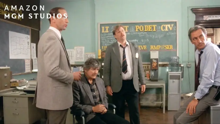 Wideo do filmu Życzenie śmierci 3 — Paul Gets Arrested