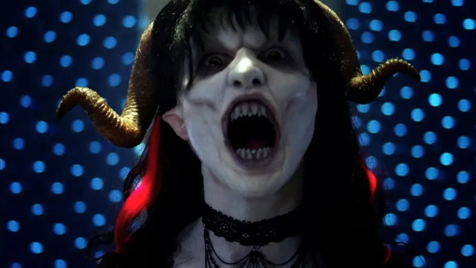 Wideo do filmu Noc demonów — NIGHT OF THE DEMONS (2009) [TRAILER ESPAÑA][ESTRENO 2020]