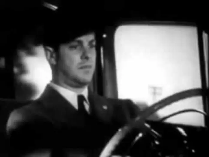Wideo do filmu Pościg — The Chase 1946  classic  scene..