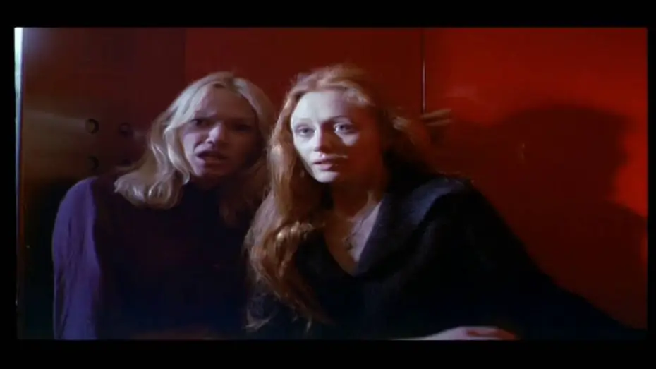 Wideo do filmu Noc ściganych — Jean Rollin - La Nuit Des Traquées / Night Of The Hunted 1980 trailer