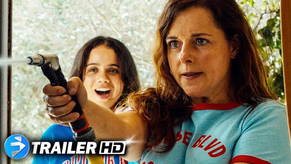 Wideo do filmu Classe moyenne — La festa è finita! (2026) | Trailer ITA | Dal 14 maggio al cinema