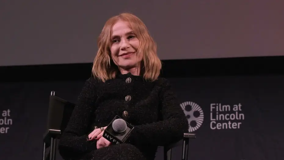 Wideo do filmu 여행자의 필요 — Isabelle Huppert on Reuniting with Hong Sangsoo in A Traveler’s Needs