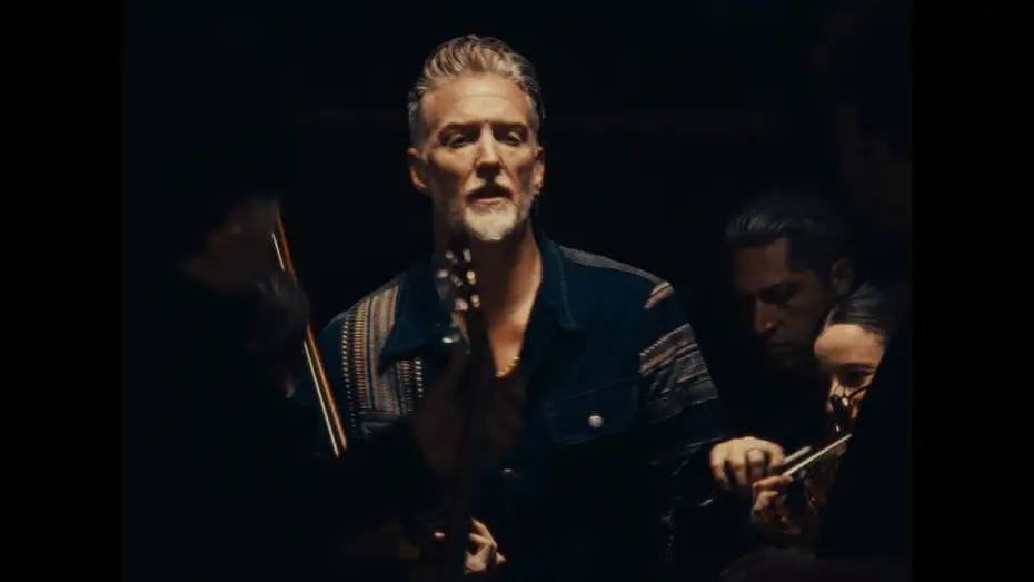 Wideo do filmu Queens of the Stone Age: Alive in the Catacombs — Queens of the Stone Age - Alive in the Catacombs (Official Trailer)