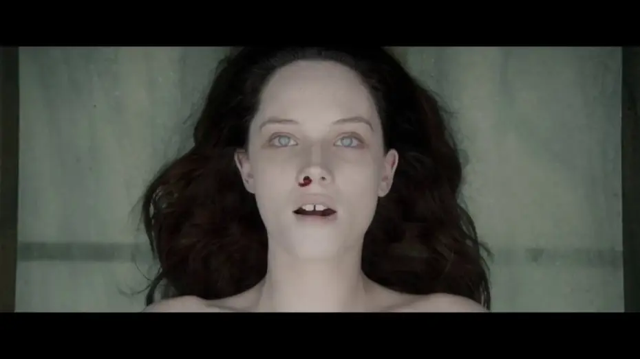 Wideo do filmu Autopsja Jane Doe — La autopsia de Jane Doe - Trailers español (HD)