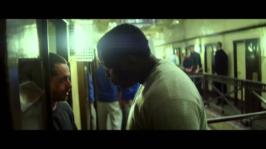 Wideo do filmu Starred Up — Les Poings Contre les Murs - Bande Annonce VF