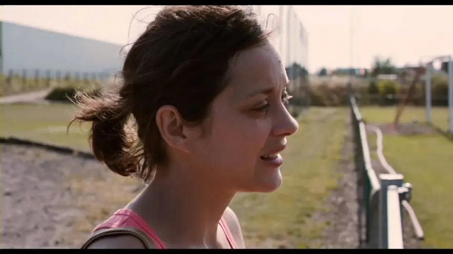 Wideo do filmu Dwa dni, jedna noc — DUE GIORNI, UNA NOTTE - Trailer Ufficiale Italiano