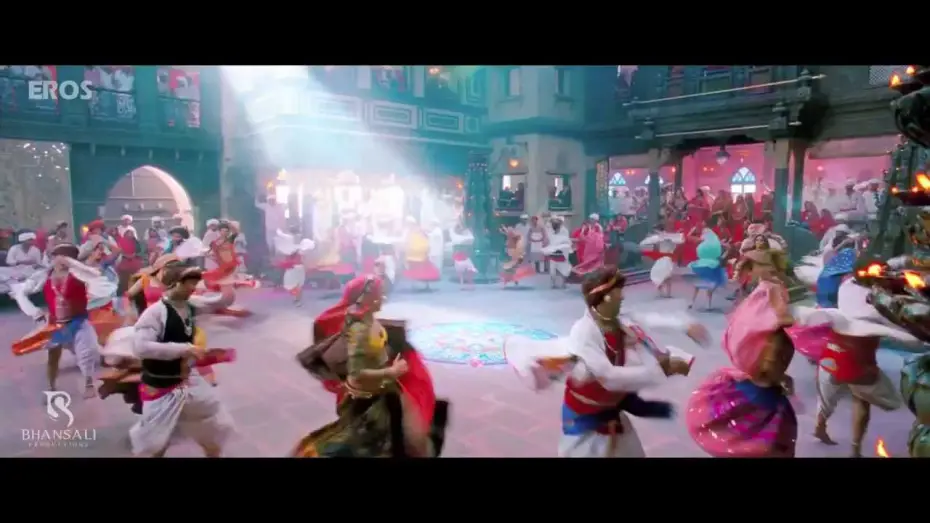 Wideo do filmu गोलियों की रासलीला रामलीला — RAM-LEELA - Bande Annonce VOST
