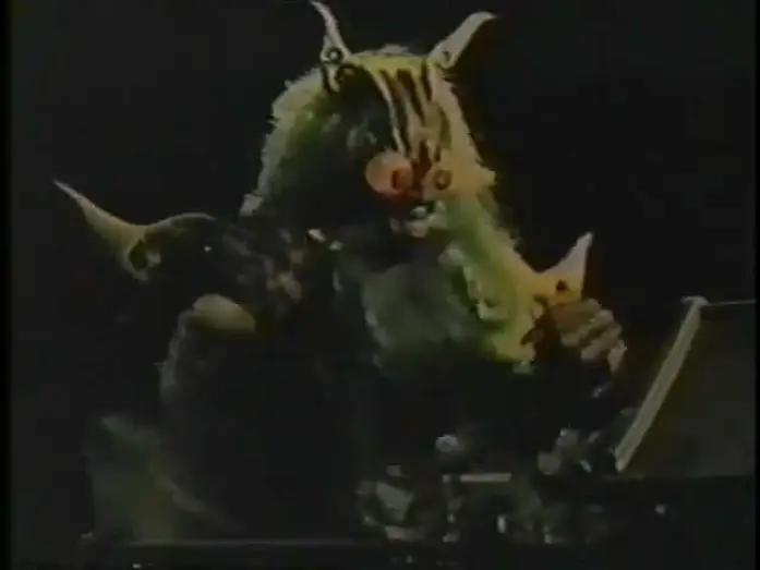 Wideo do filmu 觀世音與海龍王 — Human vs Monster Battle