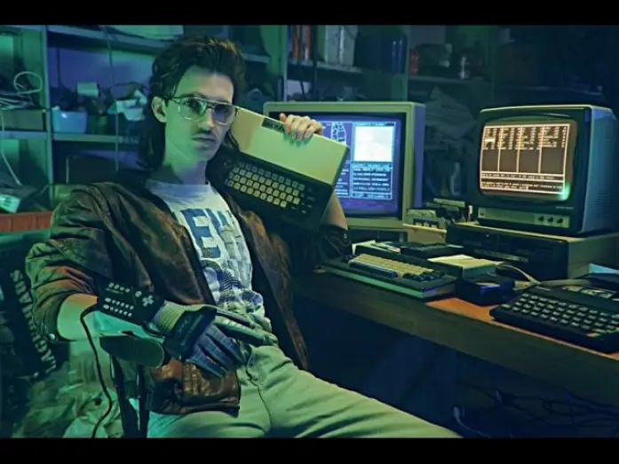 Wideo do filmu Kung Fury: Pięści czasu — KUNG FURY Official Trailer HD